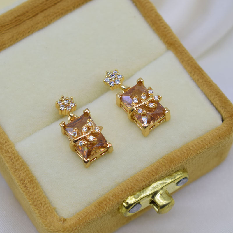 Crystal Stone Earrings KNER-004 Champagne